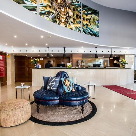 Leonardo Hotel Barcelona Gran Via Kültér fotó